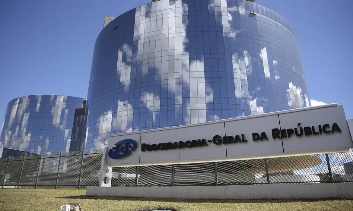 PGR defende fim do sigilo sobre pagamentos de Vorcaro antes de julgamento no STF
