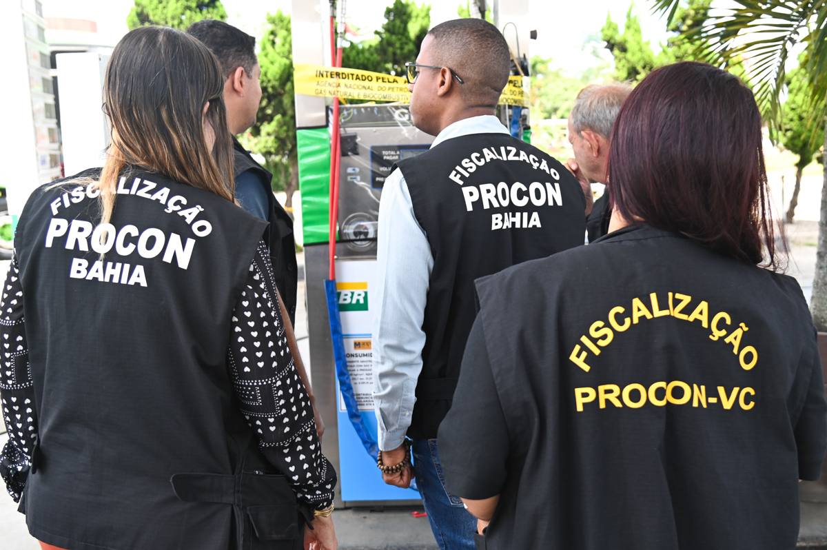 Procon e ANP interditam bicos de GNV por irregularidade em posto de Conquista