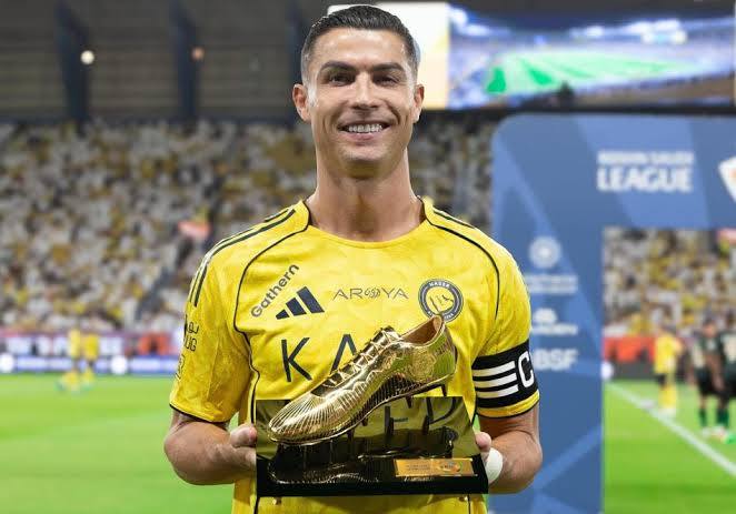 CR7 quer mais: Cristiano Ronaldo se junta ao dono do Milan para tentar comprar o Al-Nassr